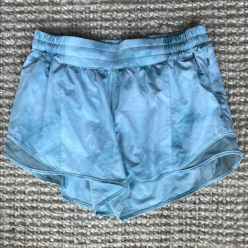 lululemon athletica Sky Blue & White Tie Dye Hotty Hot Shorts